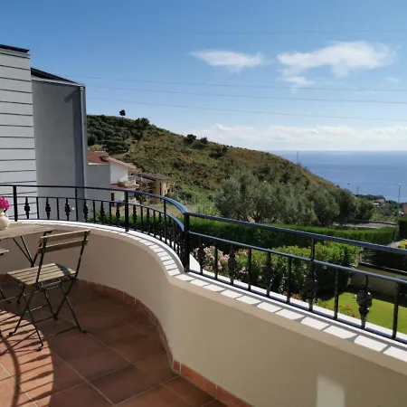 La Terrazza Degli Dei 3*